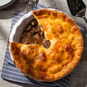 Chunky Steak & Ale Catering Pie